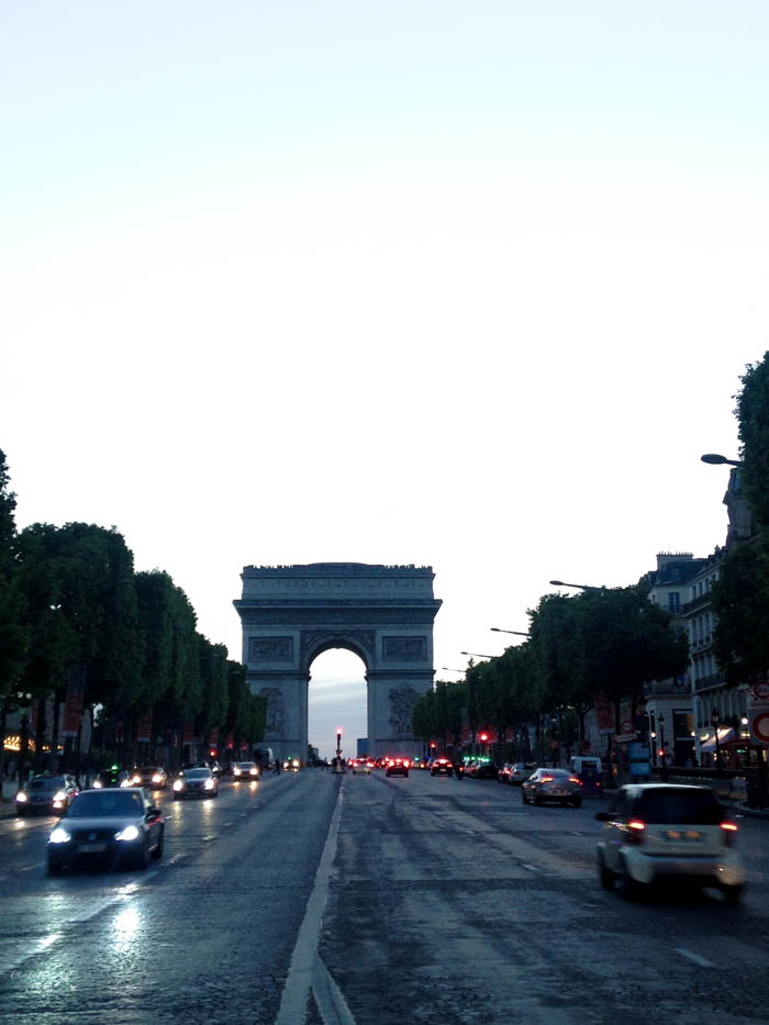 Avenida do Arco do triunfo no Roteiro de Paris em 2 dias com todos os detalhes